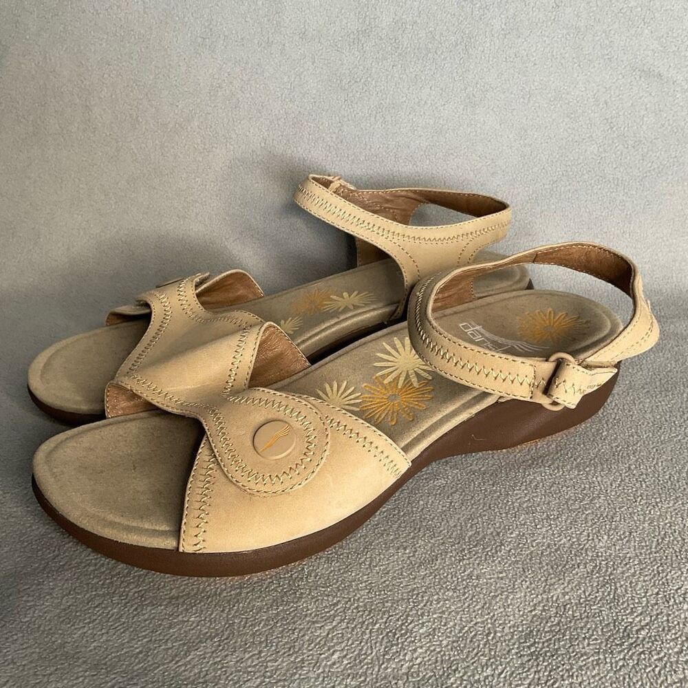 Dansko Sandals Women’s Tan Beige Open Toe Slingback Neutral 2 Strap EU39 US‎ 8,5